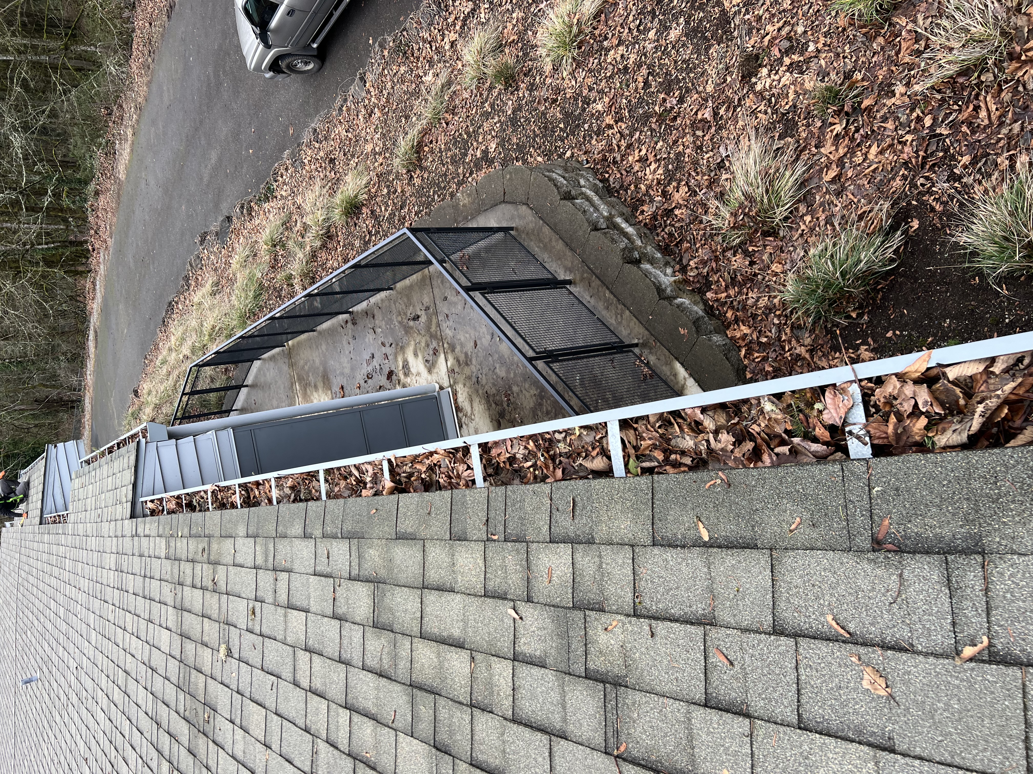 Commercial Gutter Cleaning in Tumwater, WA
