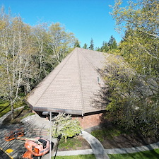 Commercial-Roof-Cleaning-For-College-Campus 0